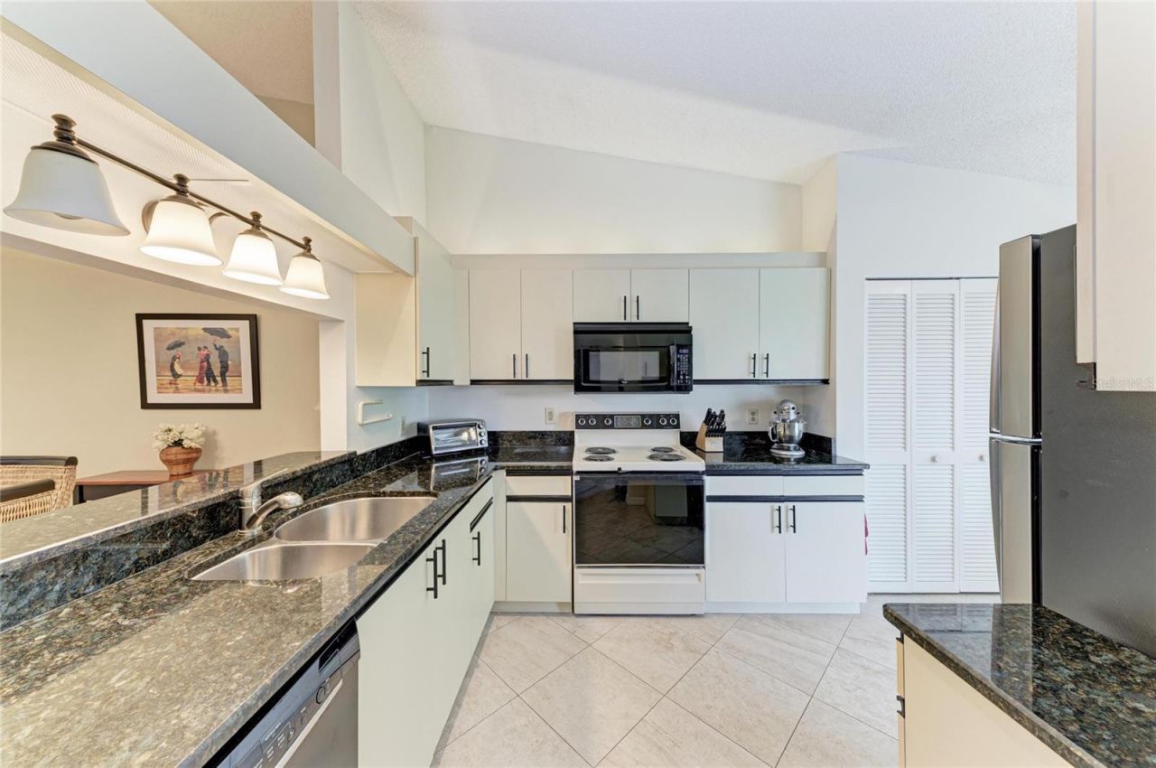 7201 29th Ave Dr W, Unit 303, Bradenton, FL 34209 Photo