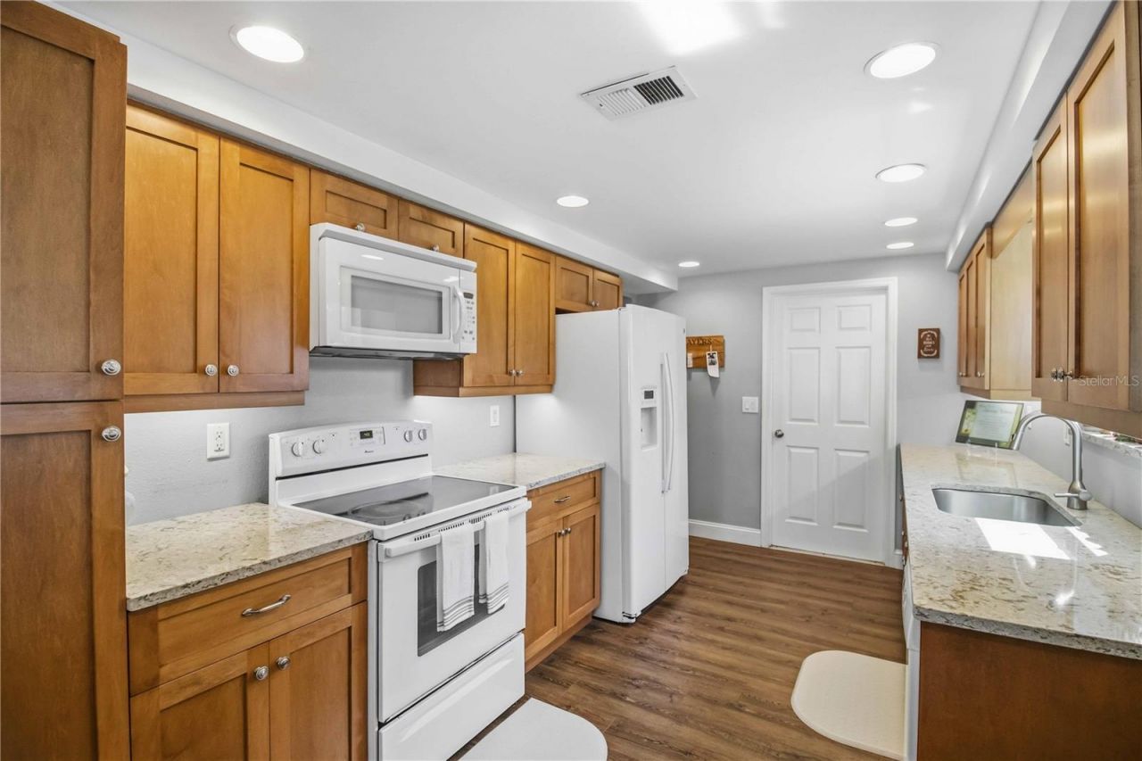 7804 54th Court E, Palmetto, FL 34221 Photo