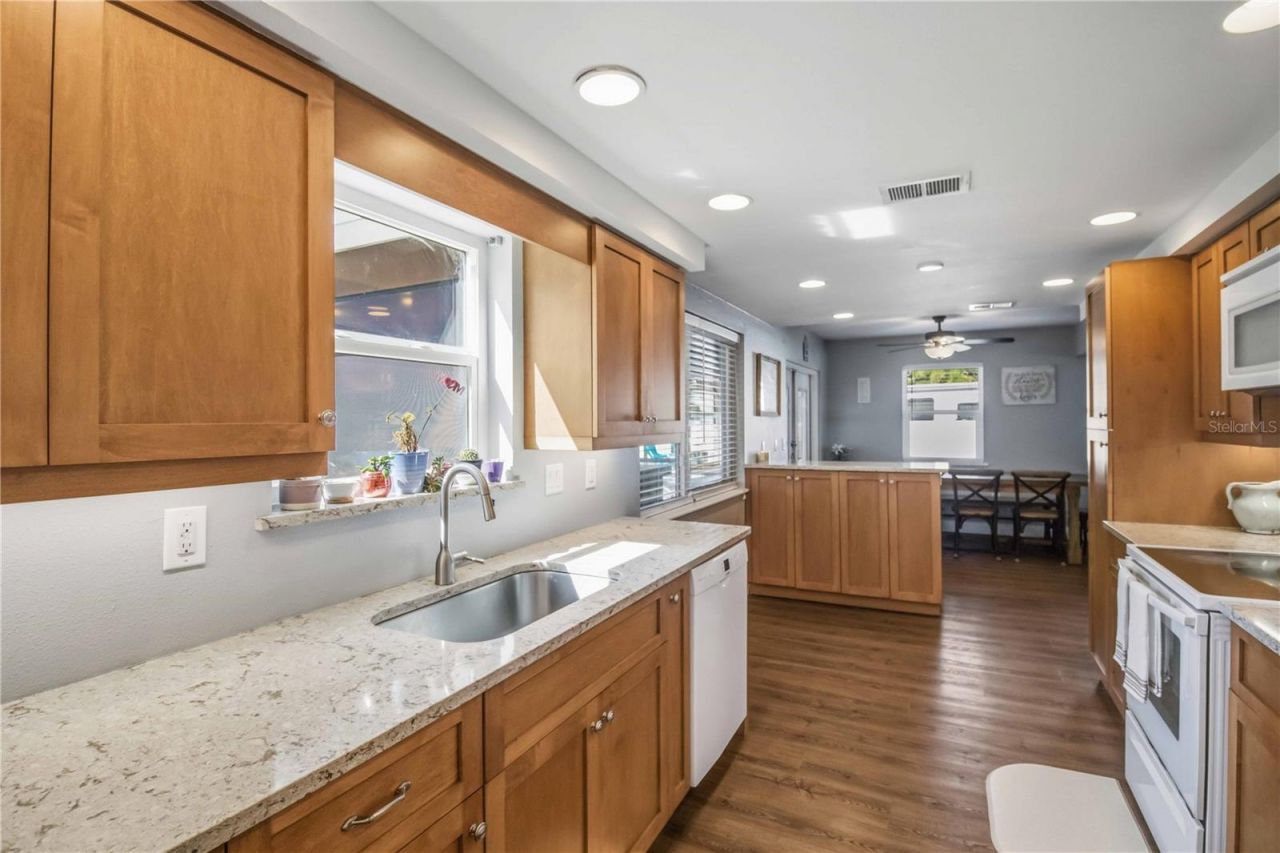 7804 54th Court E, Palmetto, FL 34221 Photo