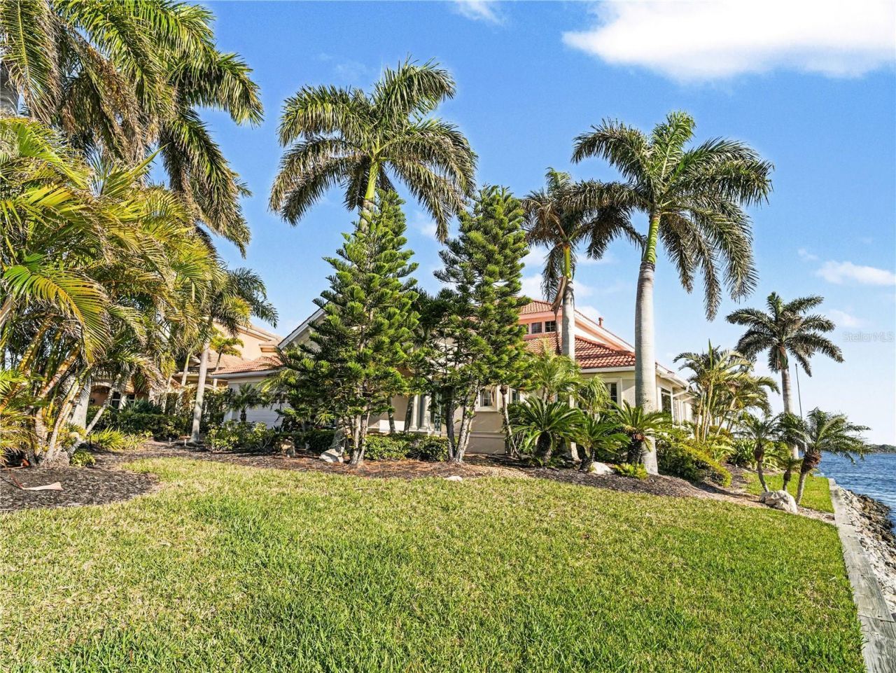 102 12th Avenue E, Palmetto, FL 34221 Photo