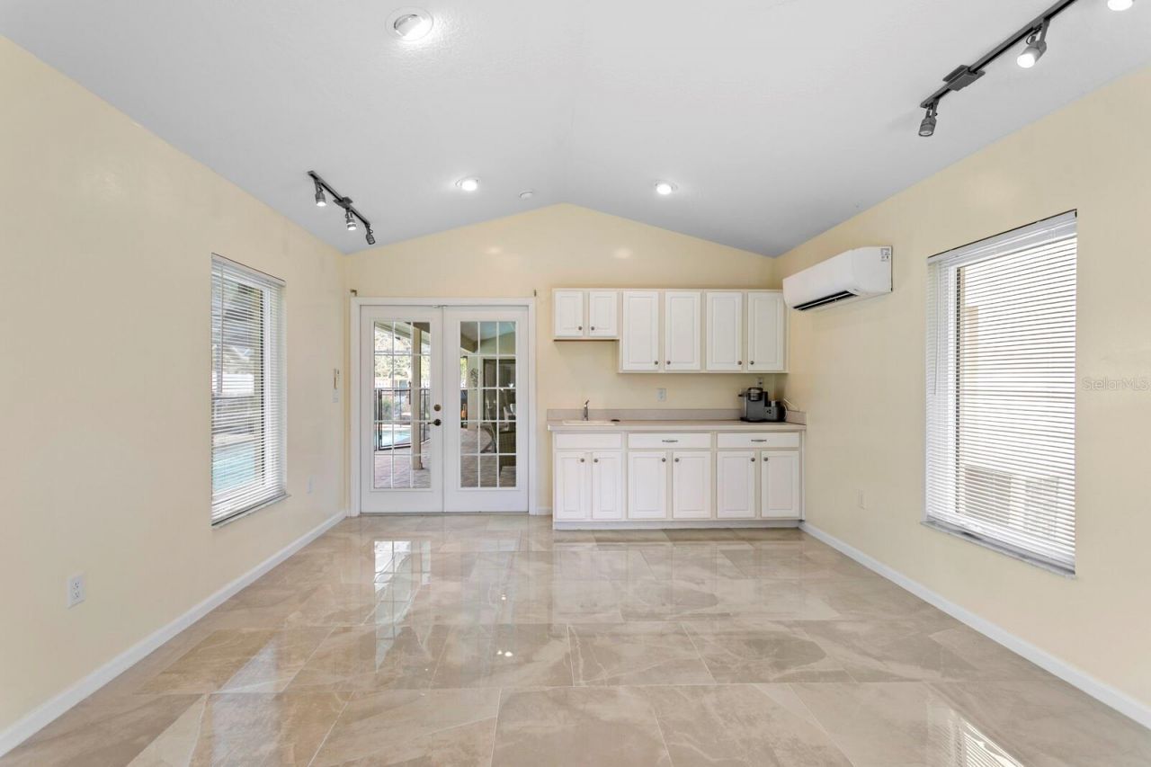 11504 Moffat Place , Temple Terrace, FL 33617 Photo