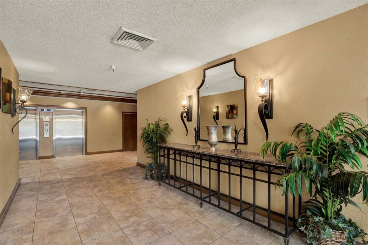 2333 Feather Sound Drive, Unit B507, Clearwater, FL 33762 Photo