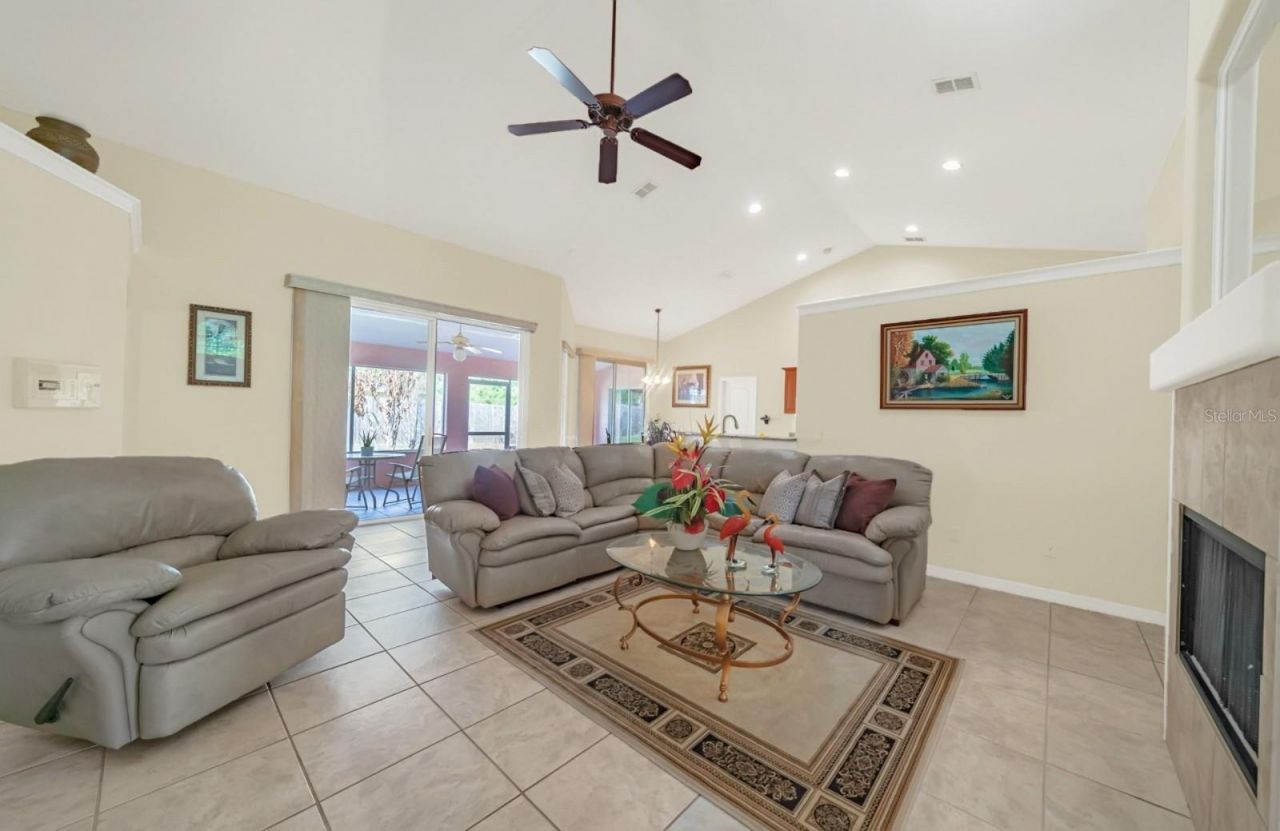 3160 Tiburon Lane , Deltona, FL 32738 Photo