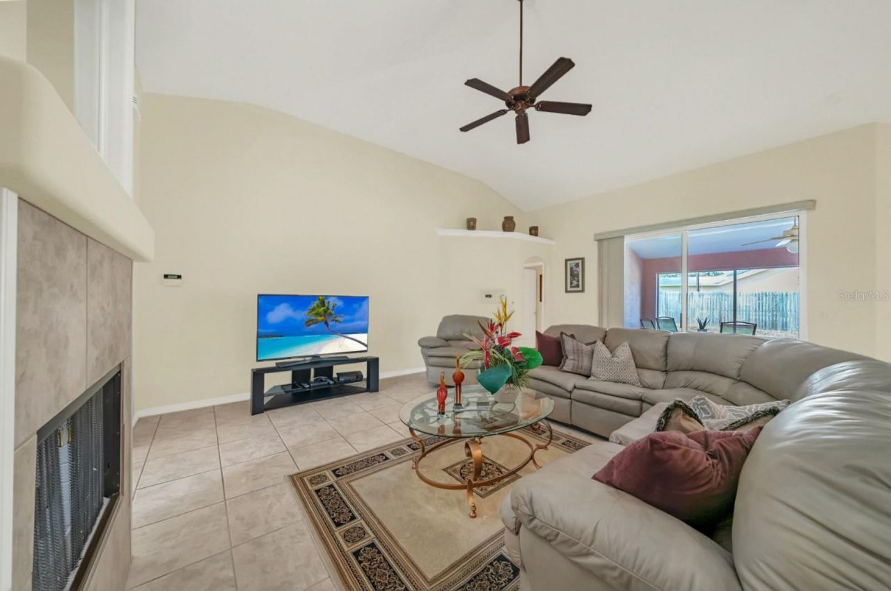 3160 Tiburon Lane , Deltona, FL 32738 Photo