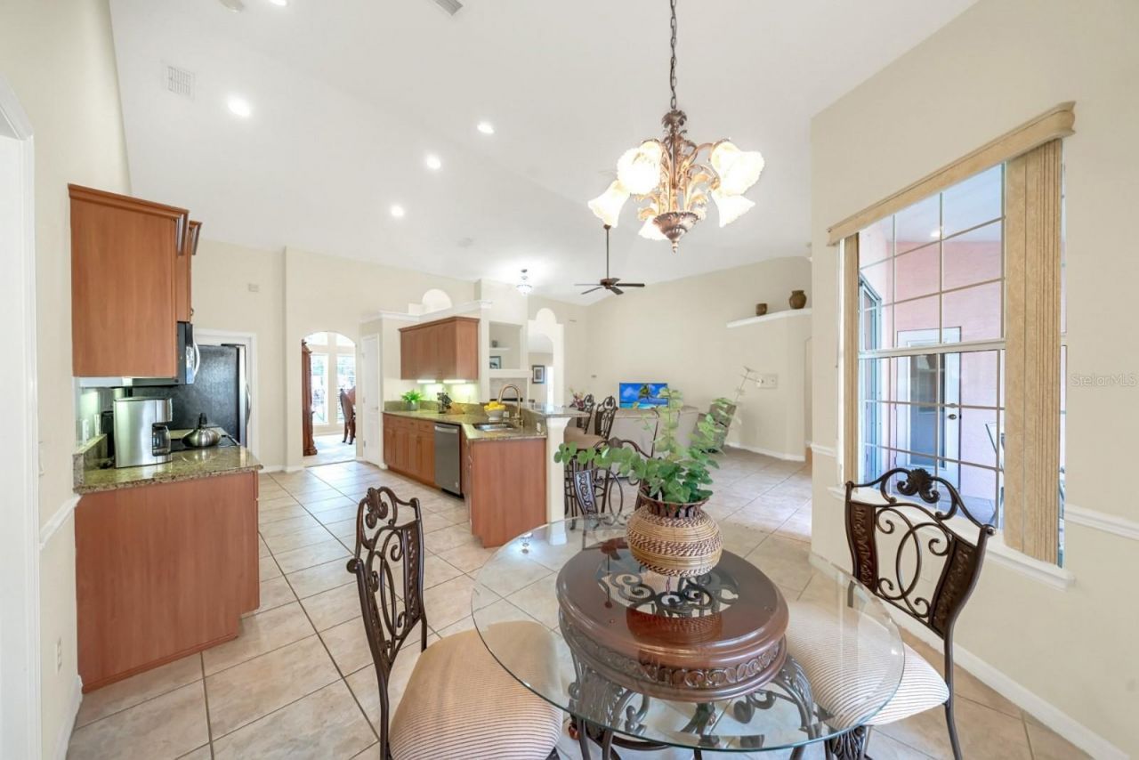 3160 Tiburon Lane , Deltona, FL 32738 Photo