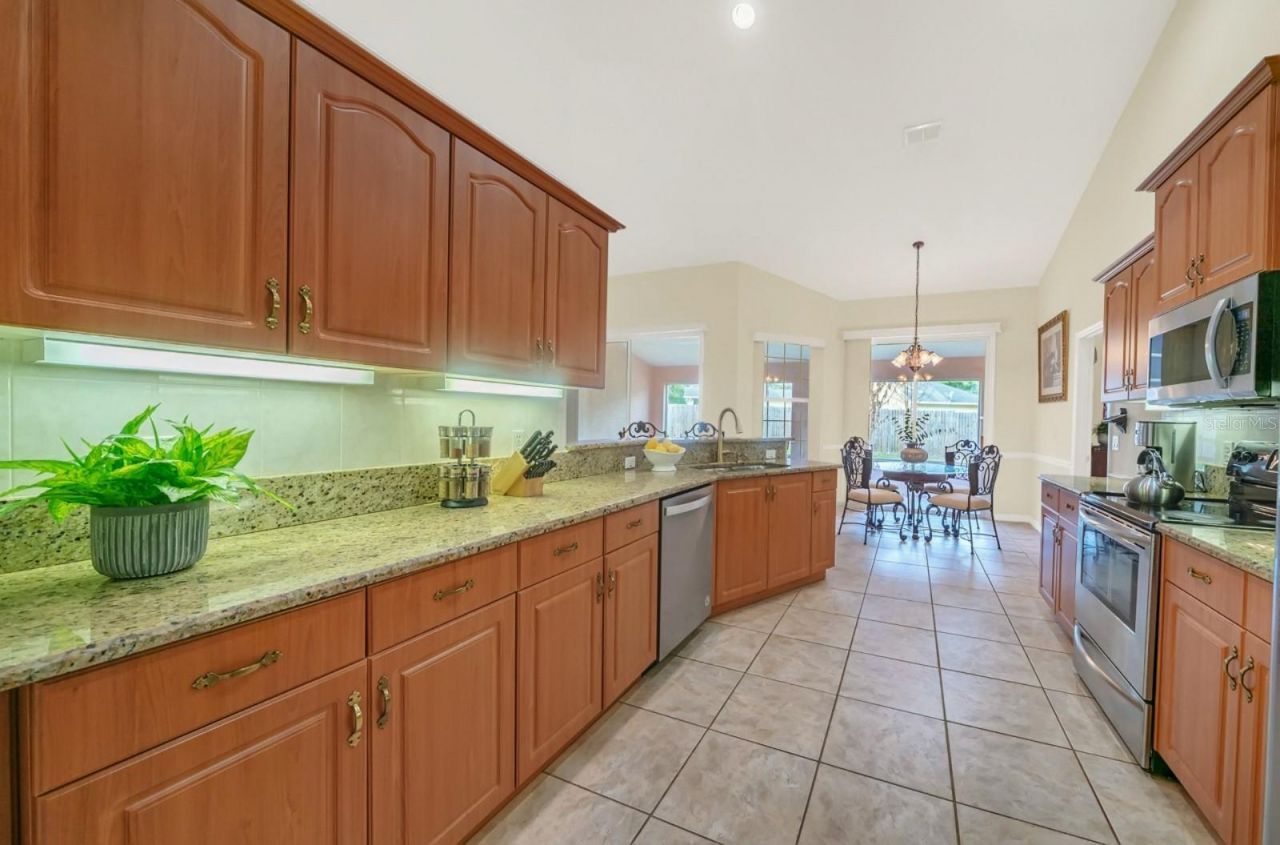 3160 Tiburon Lane , Deltona, FL 32738 Photo