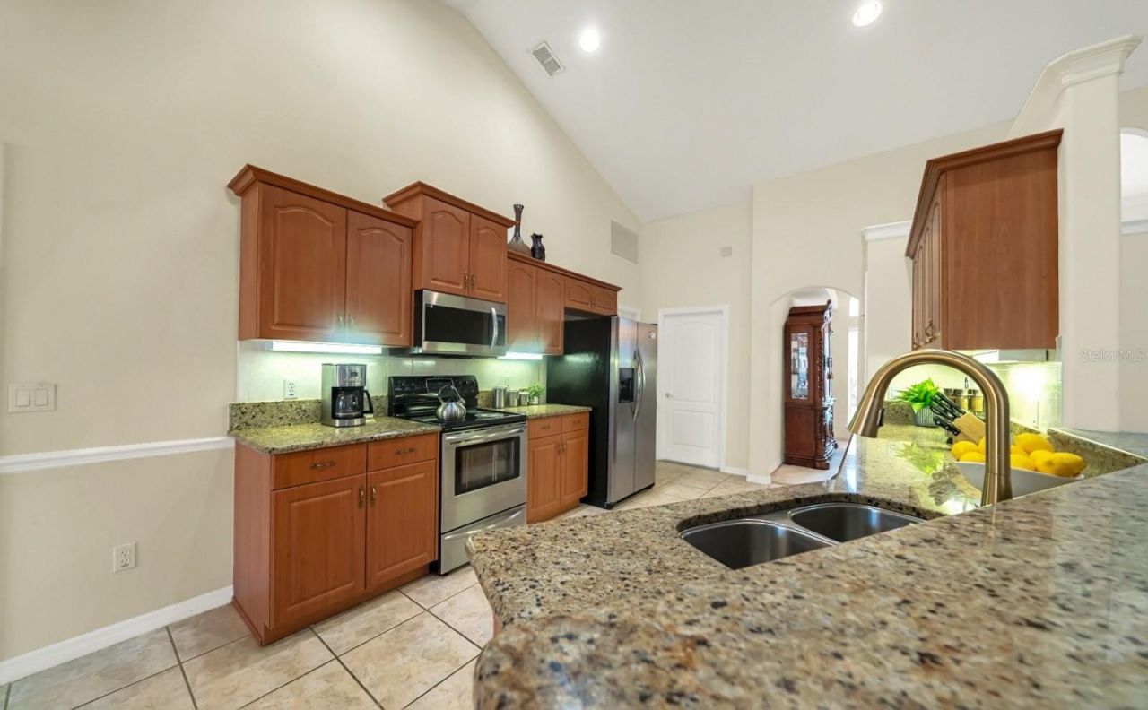 3160 Tiburon Lane , Deltona, FL 32738 Photo