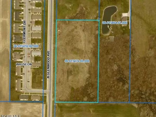 N Glenwood Avenue, Wauseon, OH 43567