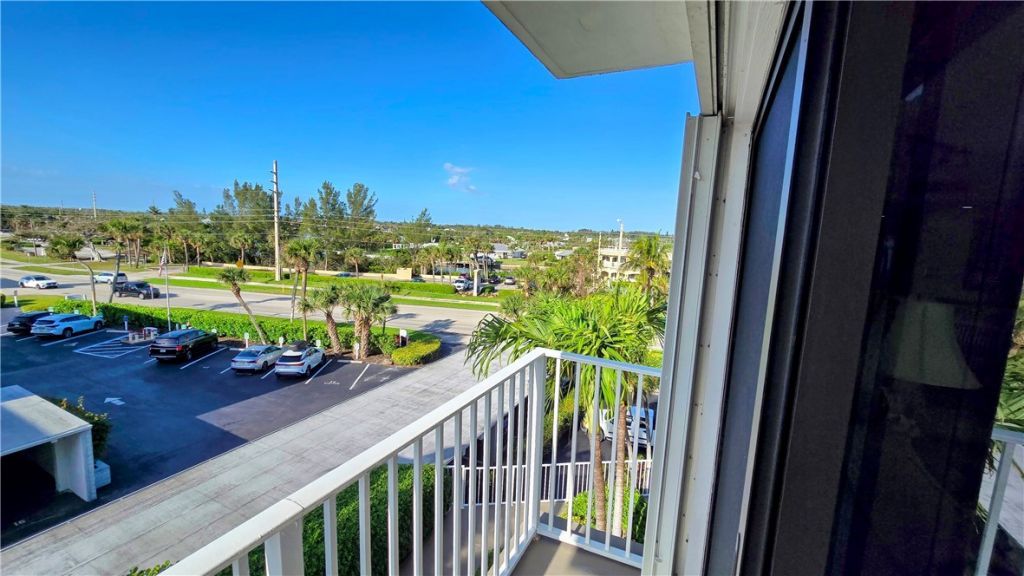 4450 Highway A1a, Unit 301, Vero Beach, FL 32963 Photo