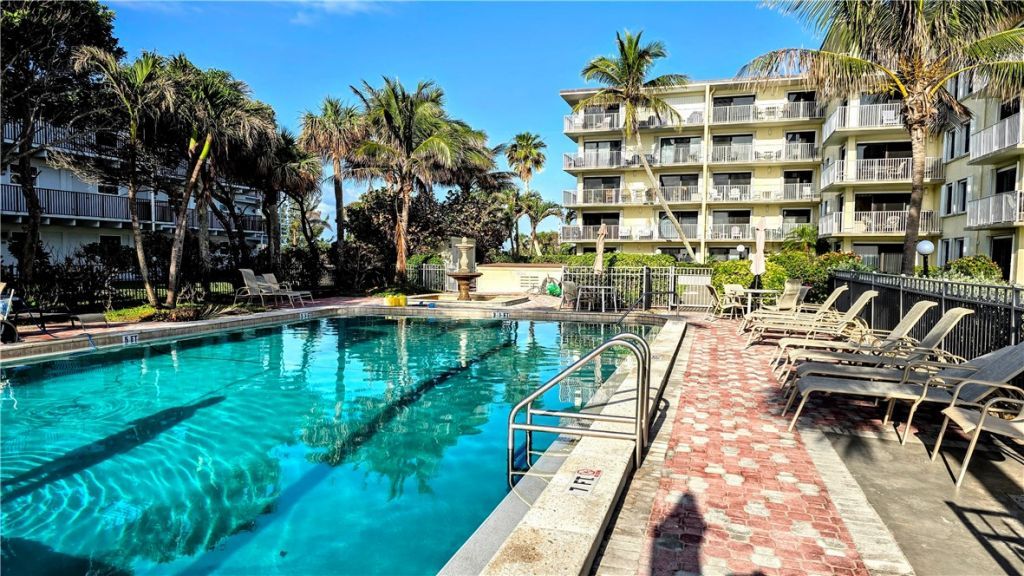 4450 Highway A1a, Unit 301, Vero Beach, FL 32963 Photo