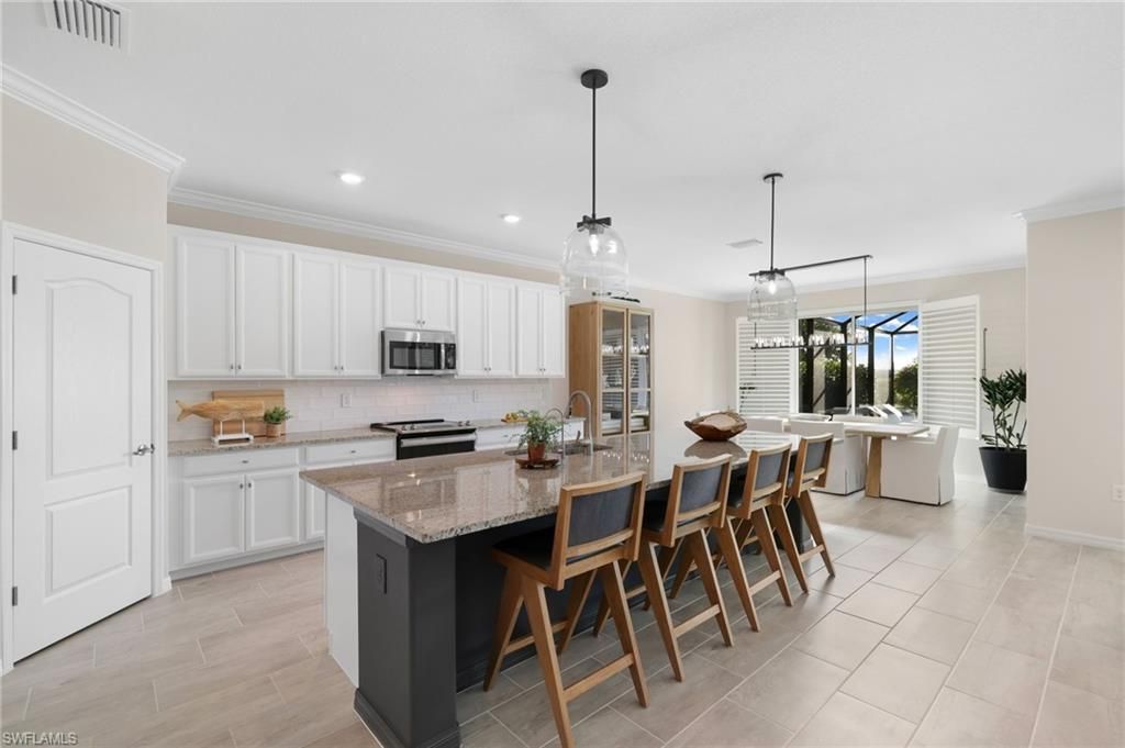 19657 The Place Blvd, Estero, FL 33928 Photo