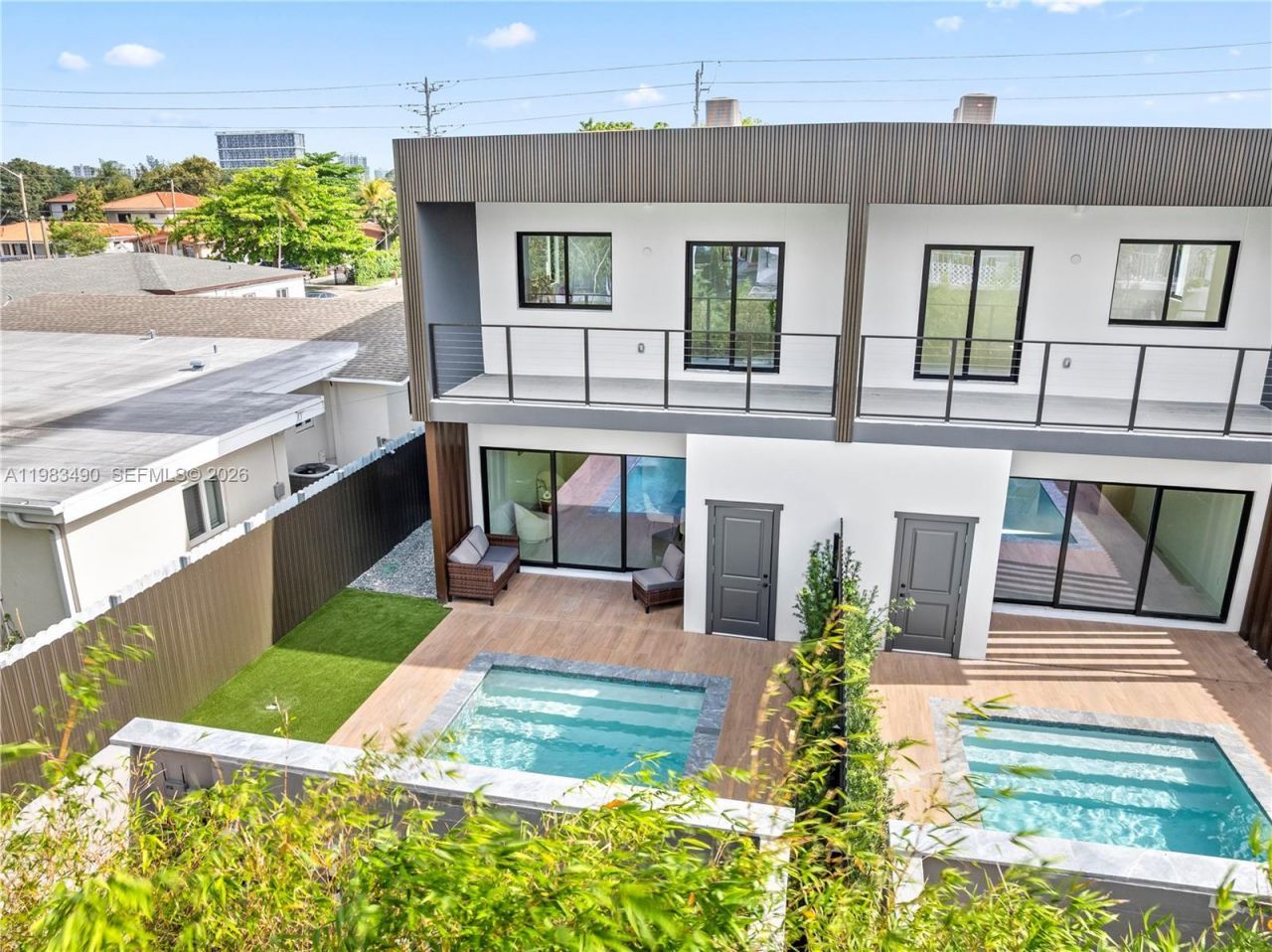 3187 SW 23rd St , Miami, FL 33145 Photo