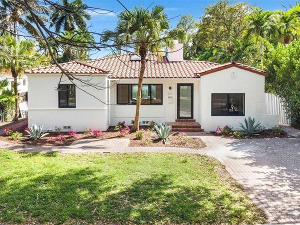 880 NE 72nd Ter , Miami, FL 33138