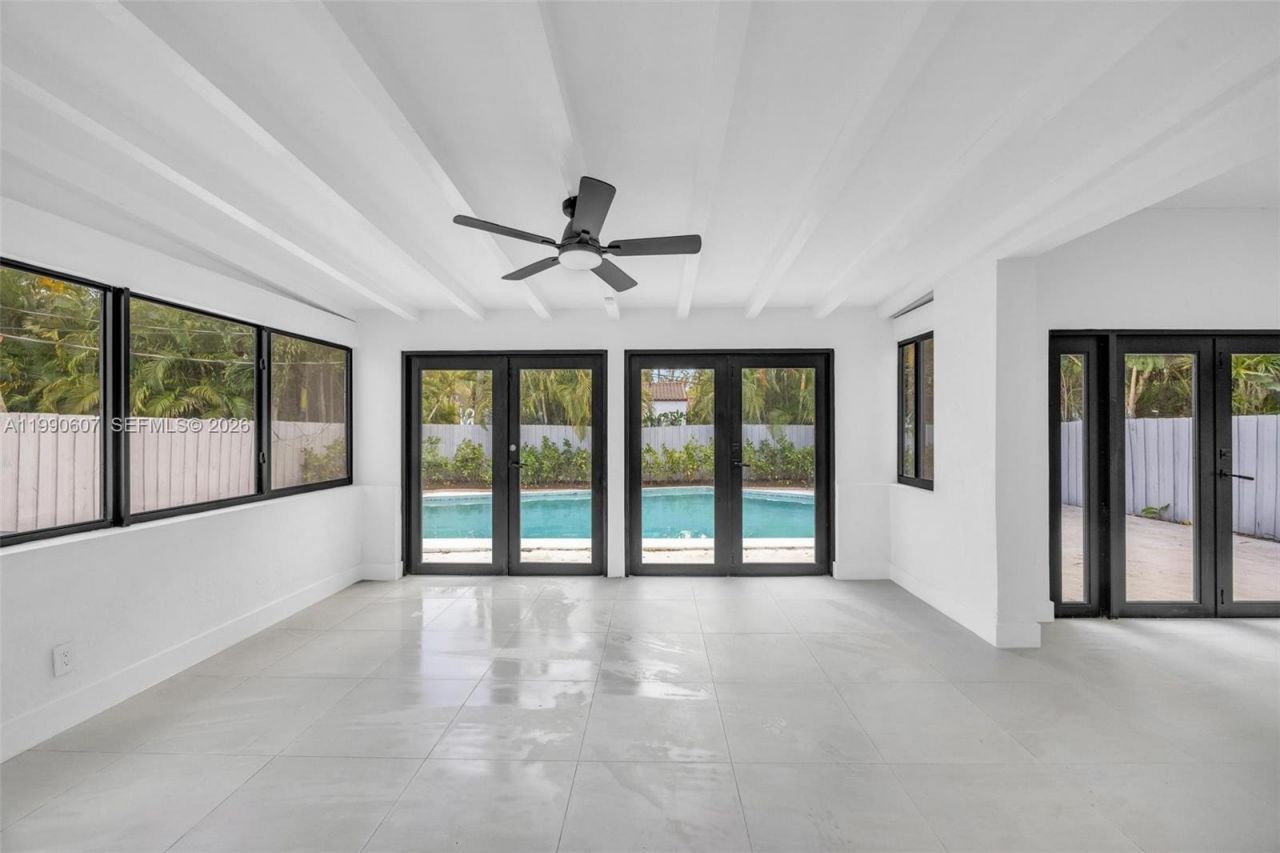 880 NE 72nd Ter , Miami, FL 33138 Photo