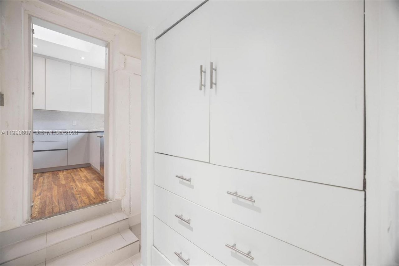 880 NE 72nd Ter , Miami, FL 33138 Photo