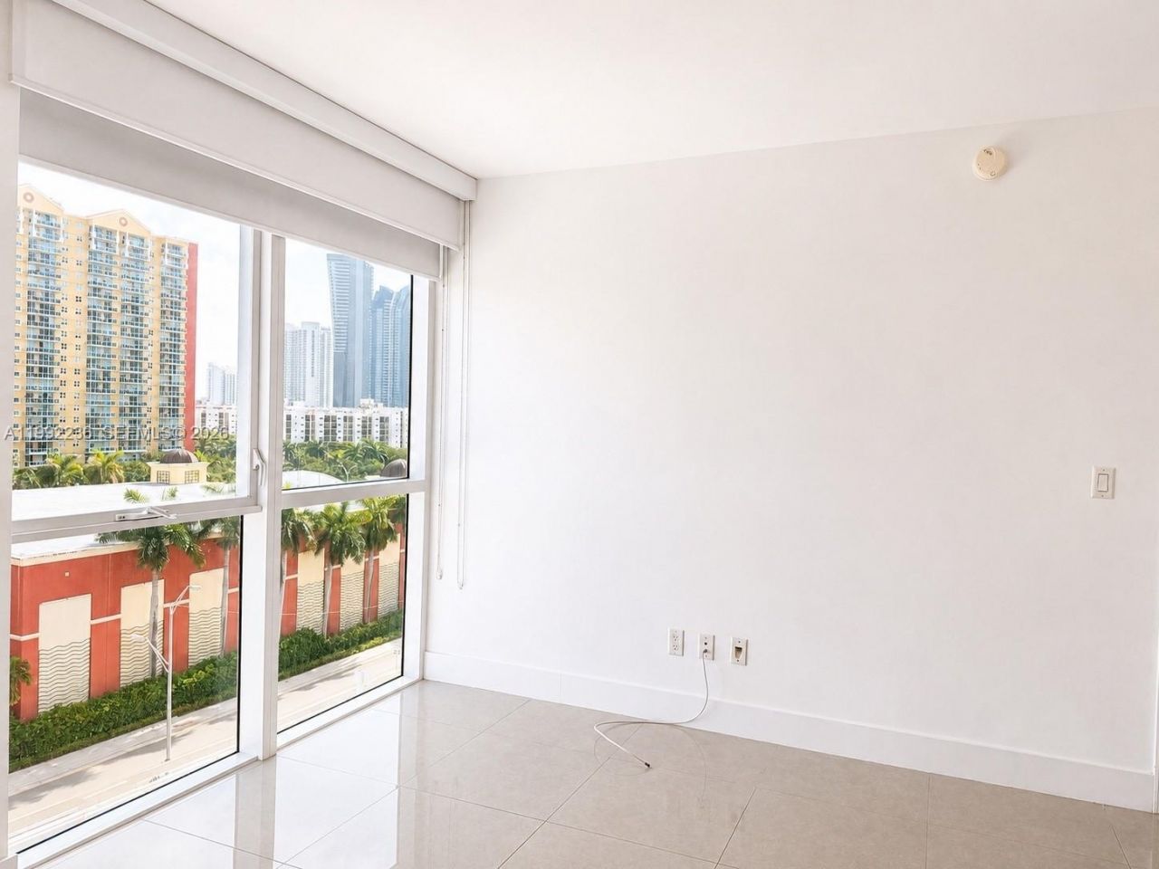 400 Sunny Isles Blvd, Unit 819, Sunny Isles Beach, FL 33160 Photo