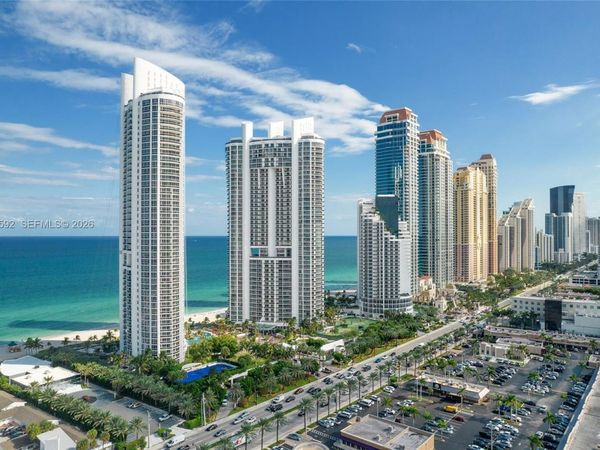 18201 Collins Ave, Unit 1002, Sunny Isles Beach, FL 33160