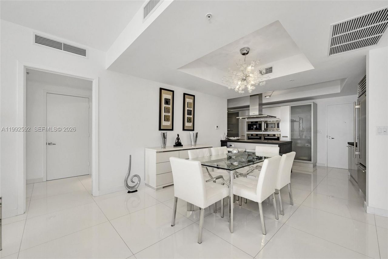18201 Collins Ave , Unit 1002, Sunny Isles Beach, FL 33160 Photo