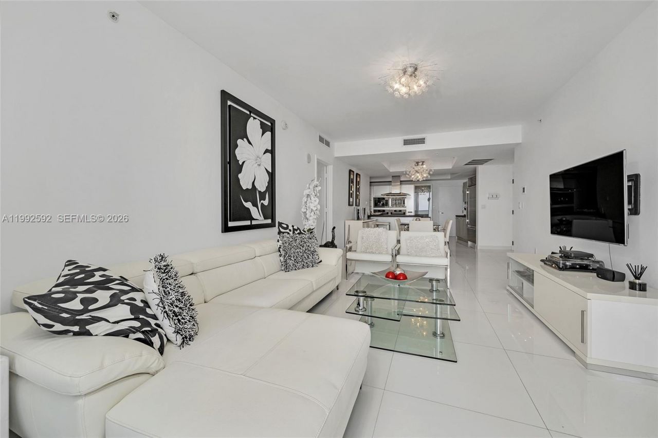 18201 Collins Ave , Unit 1002, Sunny Isles Beach, FL 33160 Photo