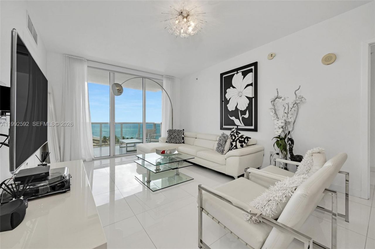 18201 Collins Ave , Unit 1002, Sunny Isles Beach, FL 33160 Photo