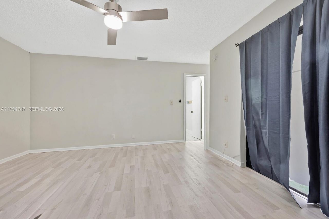 2700 S University Dr, Unit 3C, Davie, FL 33328 Photo
