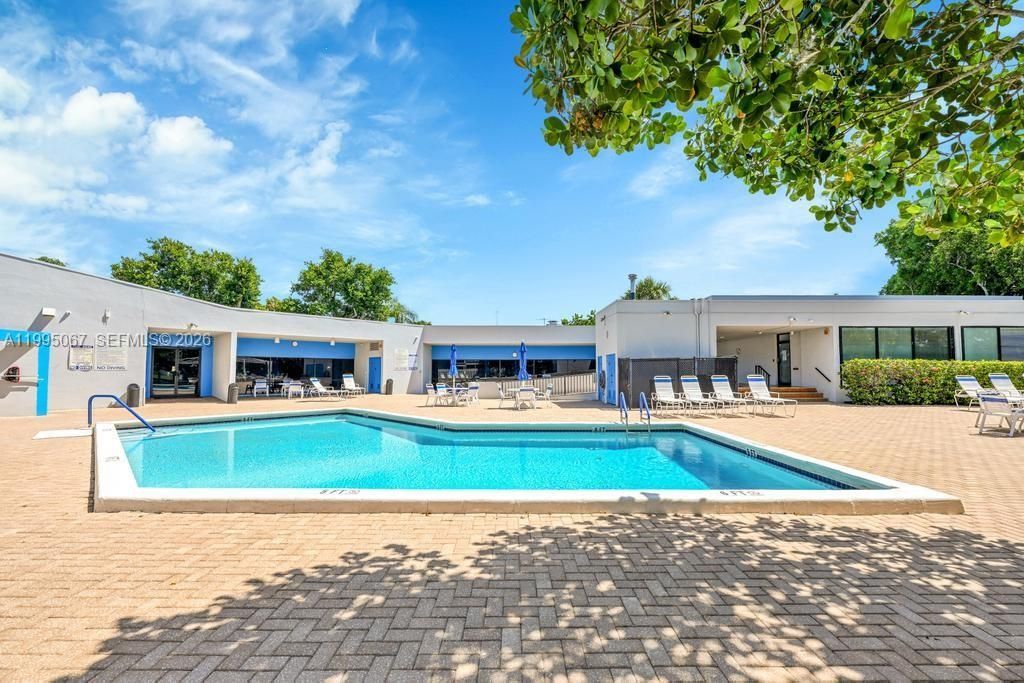 9150 Lime Bay Blvd, Unit 110, Tamarac, FL 33321 Photo