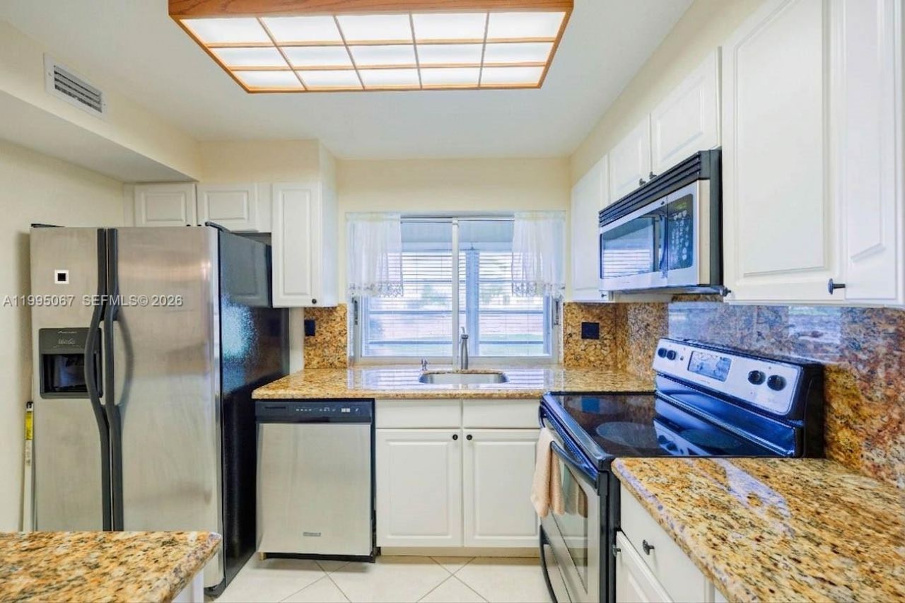9150 Lime Bay Blvd, Unit 110, Tamarac, FL 33321 Photo