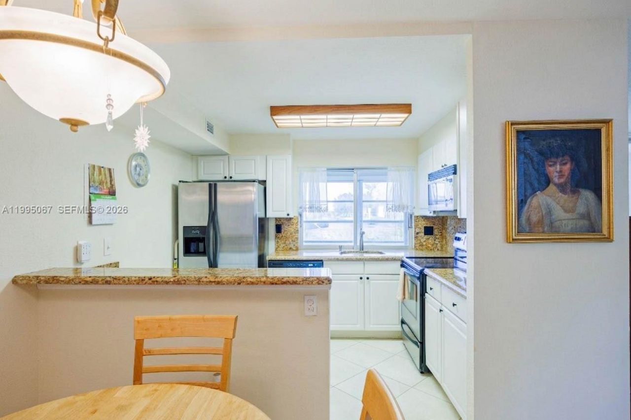 9150 Lime Bay Blvd, Unit 110, Tamarac, FL 33321 Photo