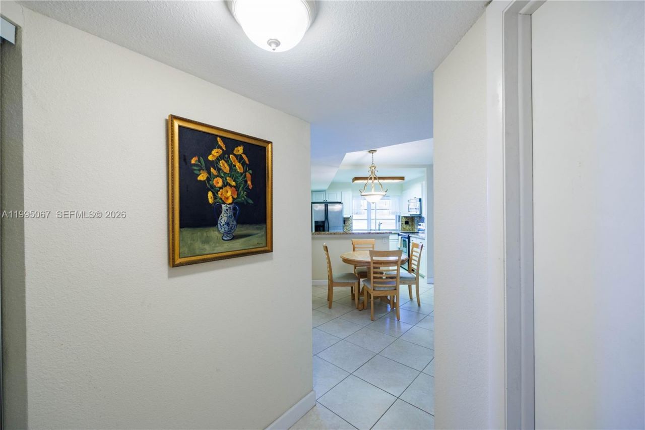 9150 Lime Bay Blvd, Unit 110, Tamarac, FL 33321 Photo