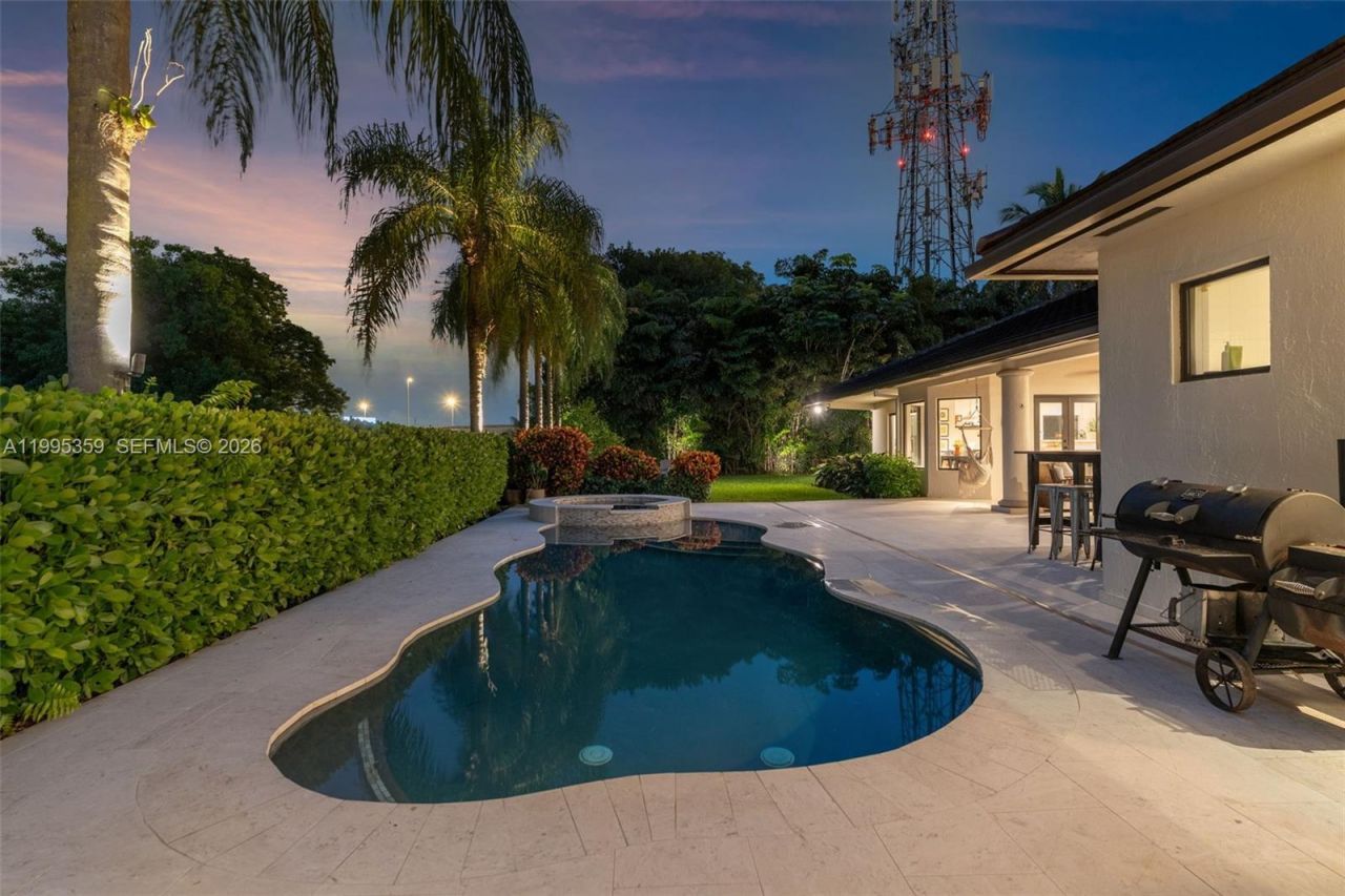 12019 SW 77th Ter , Miami, FL 33183 Photo