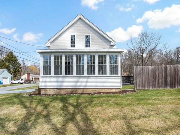 243 Chestnut St, Rehoboth, MA 02769