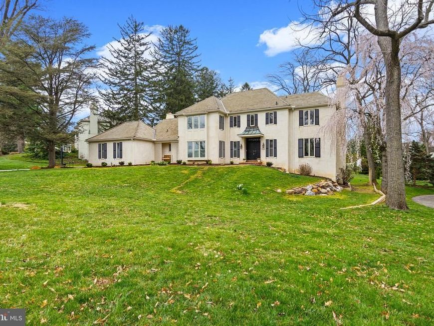 217 Ravenscliff Road, Wayne, PA 19087 Main Photo