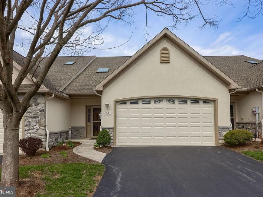 1343 Fieldstone Drive, Mount Joy, PA 17552 Main Photo