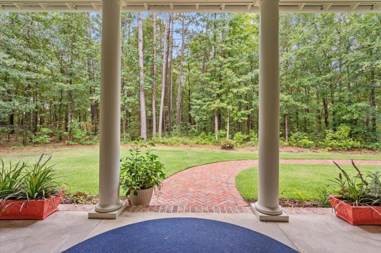 2826 Edenborough Road Photo 11