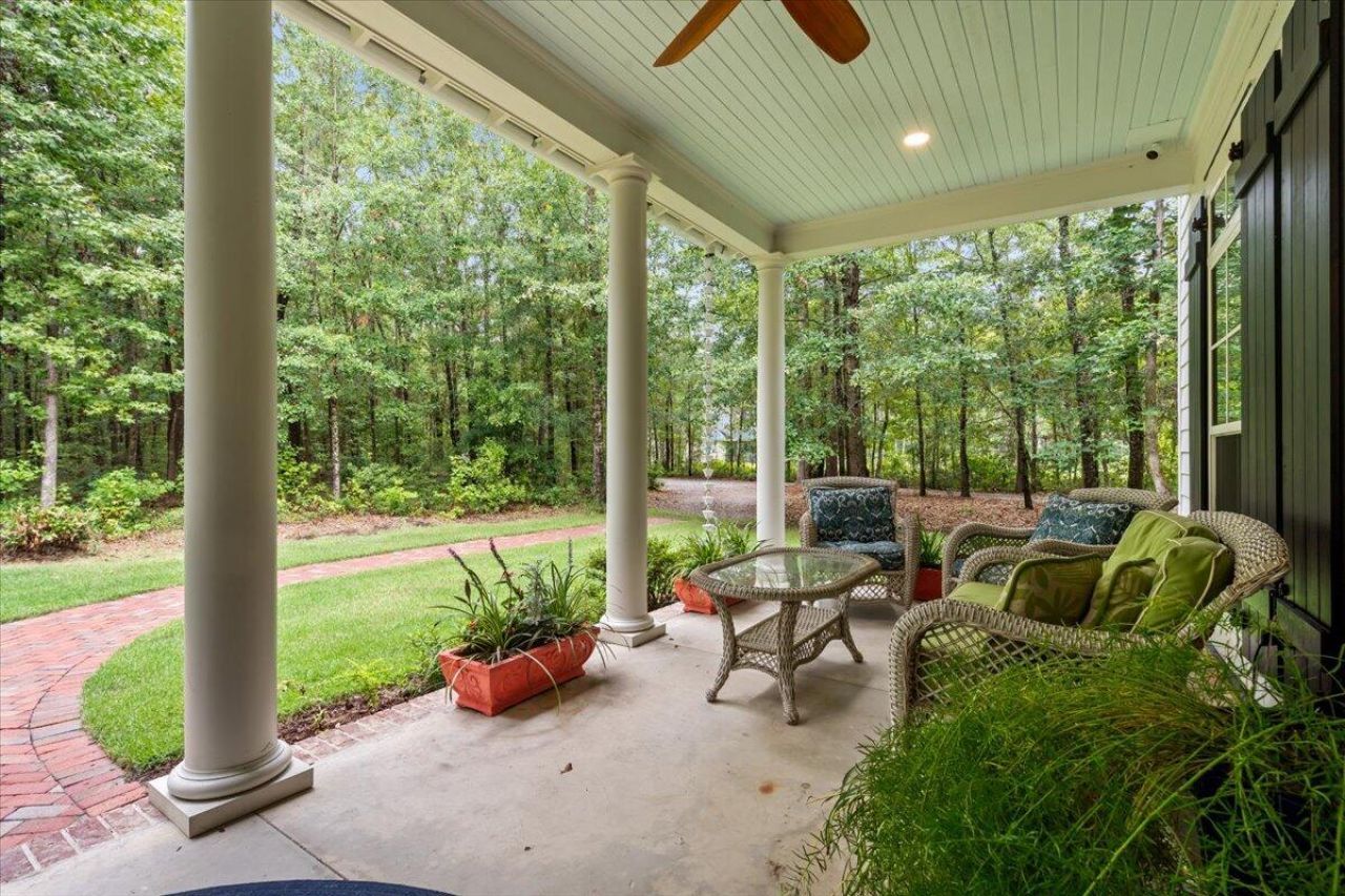 2826 Edenborough Road Photo 13