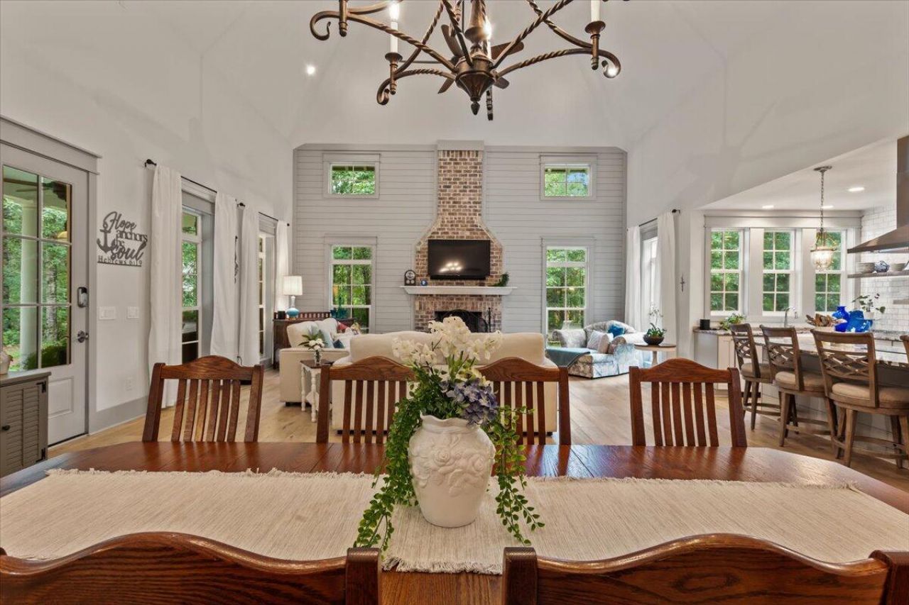 2826 Edenborough Road Photo 20