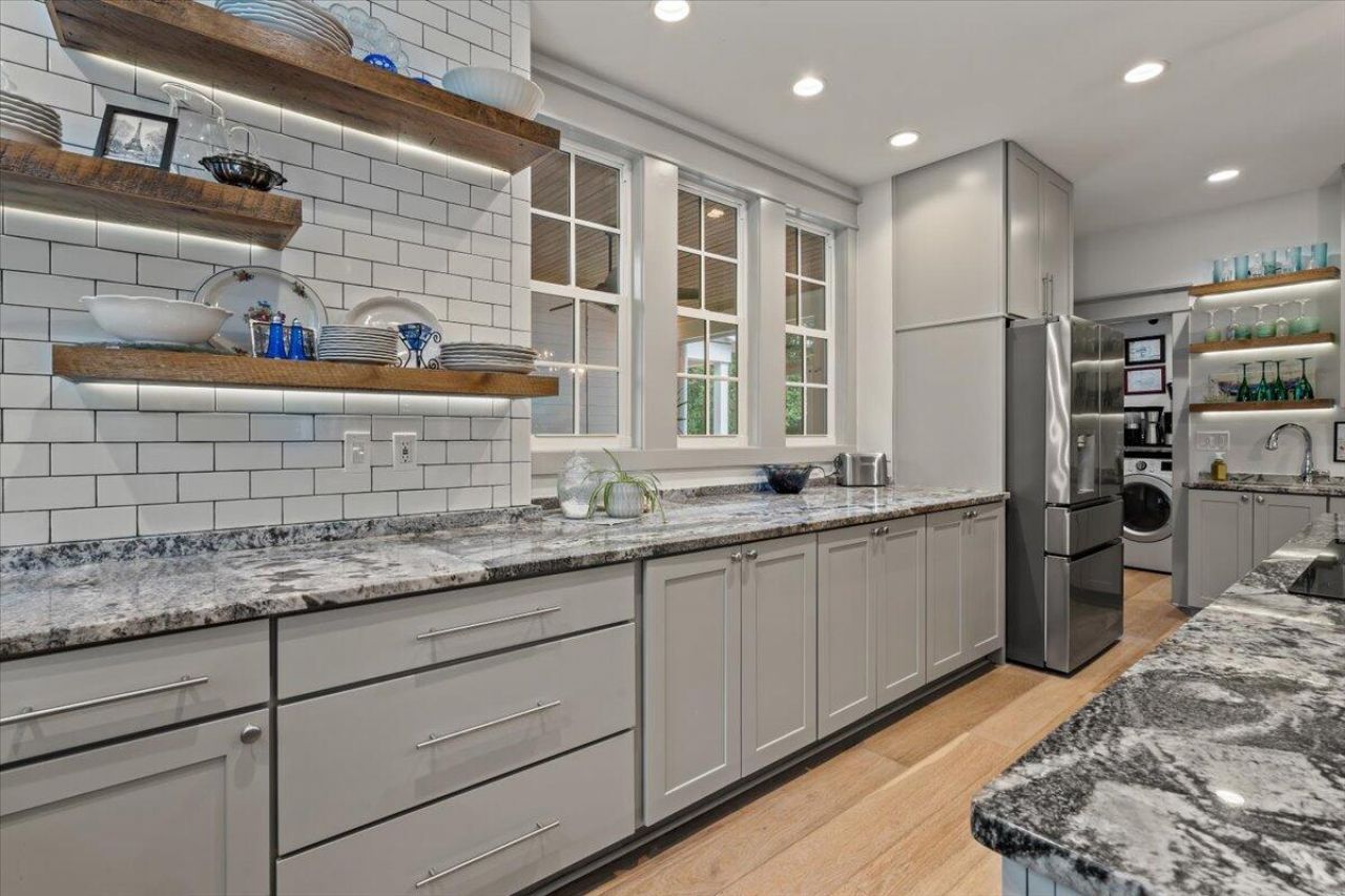 2826 Edenborough Road Photo 33