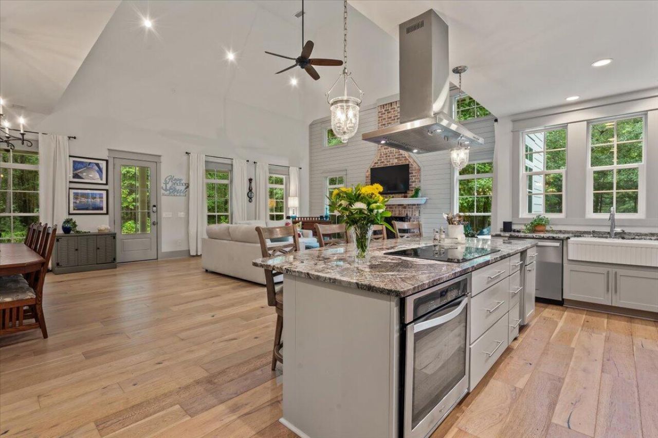 2826 Edenborough Road Photo 34