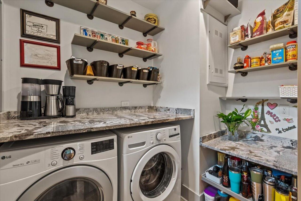 2826 Edenborough Road Photo 36