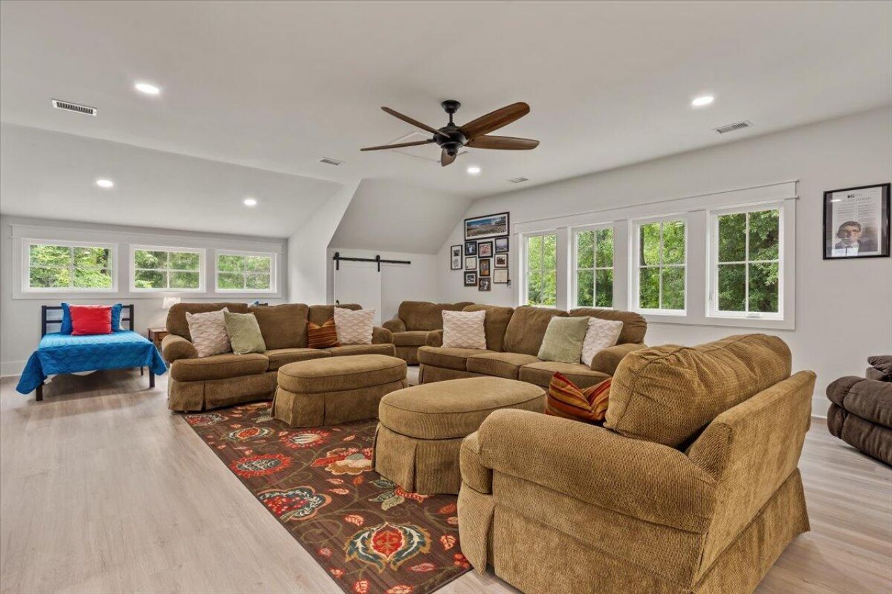 2826 Edenborough Road Photo 79