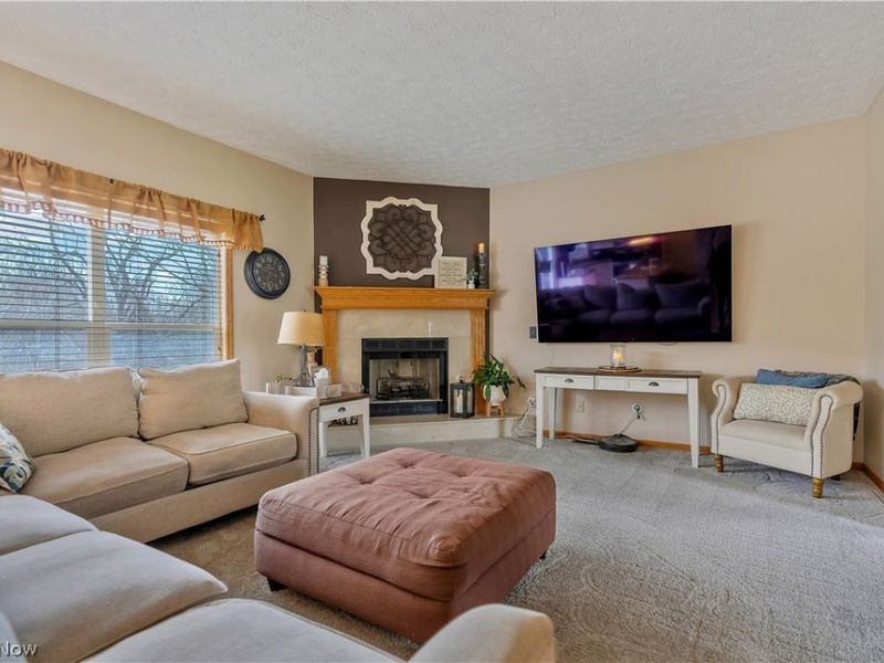 6962 Maple Glen Avenue NW, North Canton, OH 44720 Photo 3