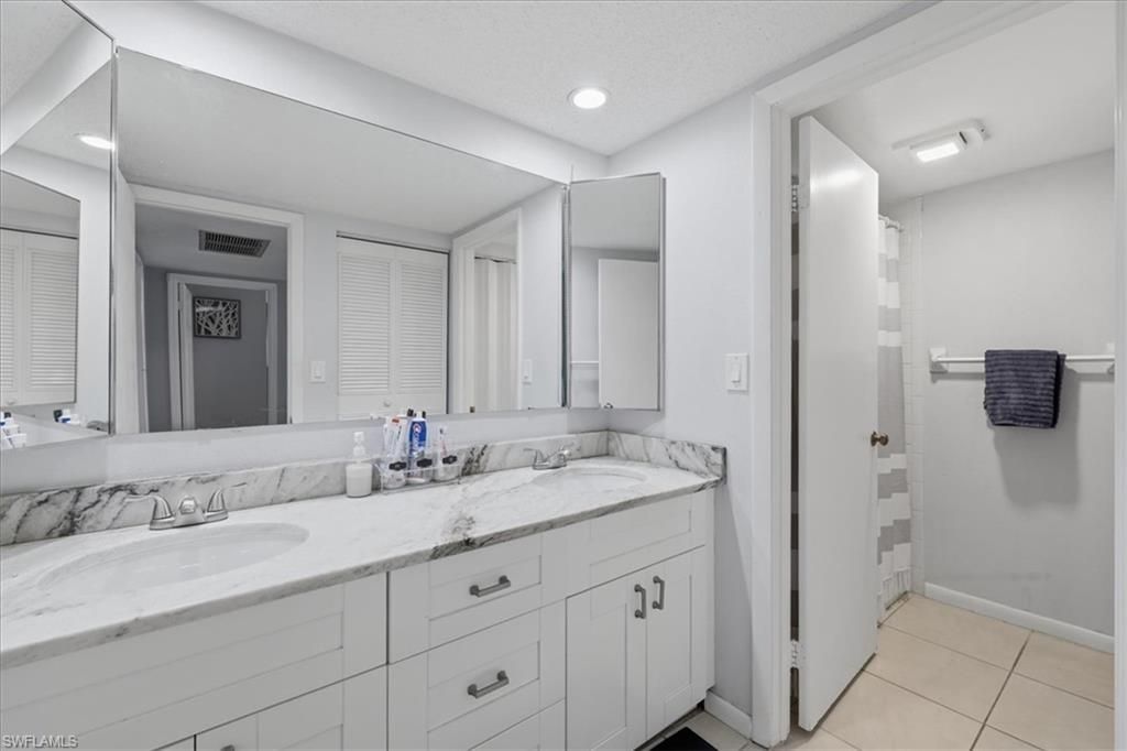 5590 Woodrose Ct , Unit 1, Fort Myers, FL 33907 Photo