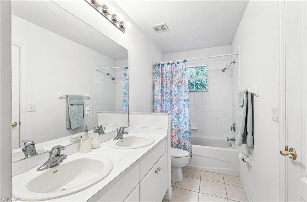 8657 Athena Ct, Lehigh Acres, FL 33971 Photo