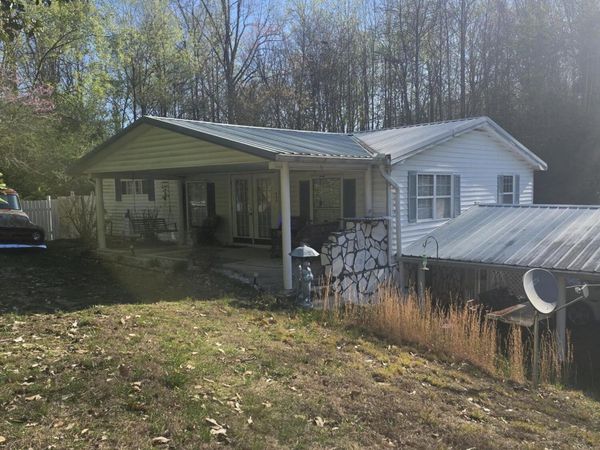 648 Butler Mill Rd, Oliver Springs, TN 37840