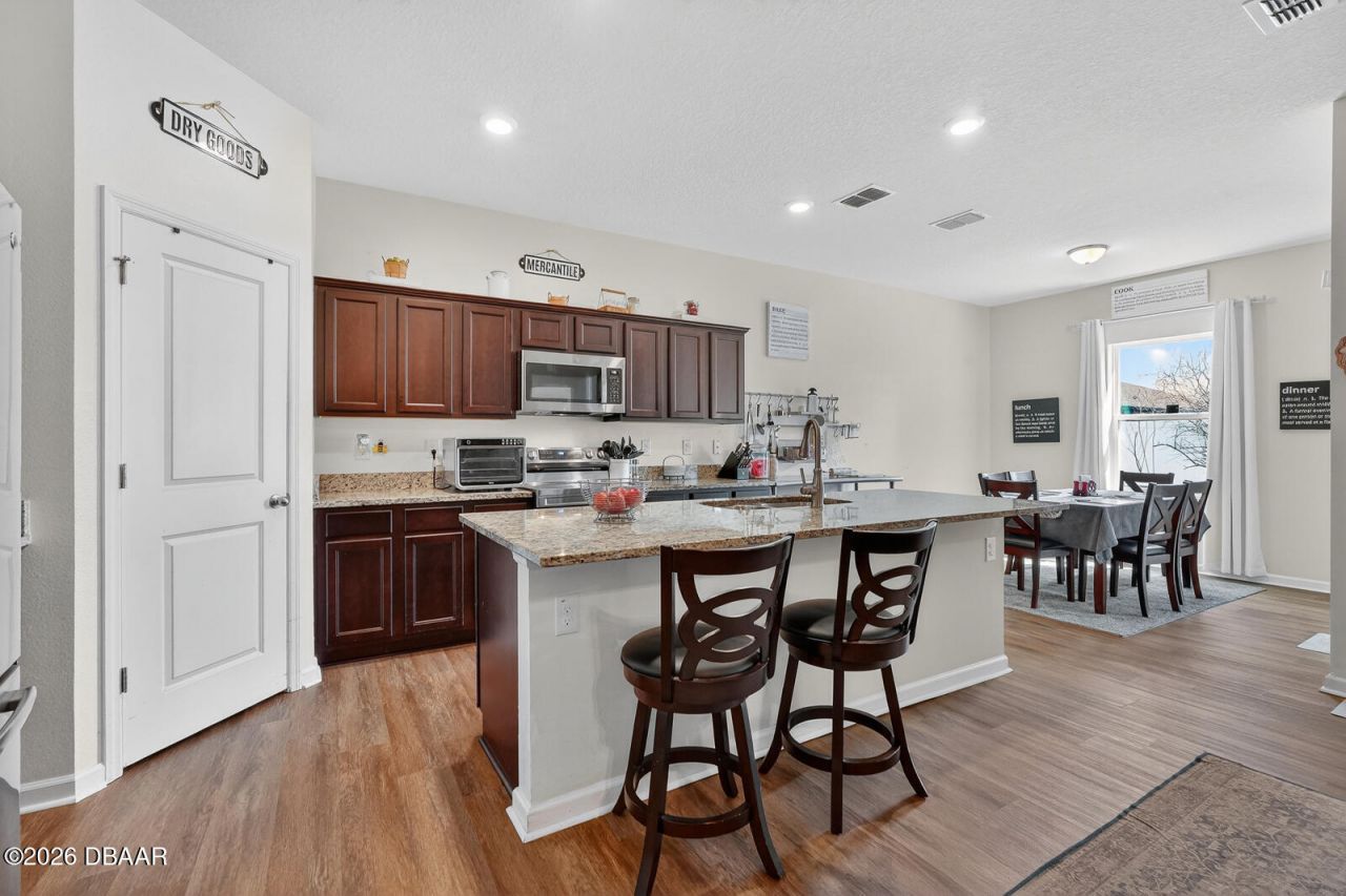 1019 Landing Lane, Deltona, FL 32738 Photo