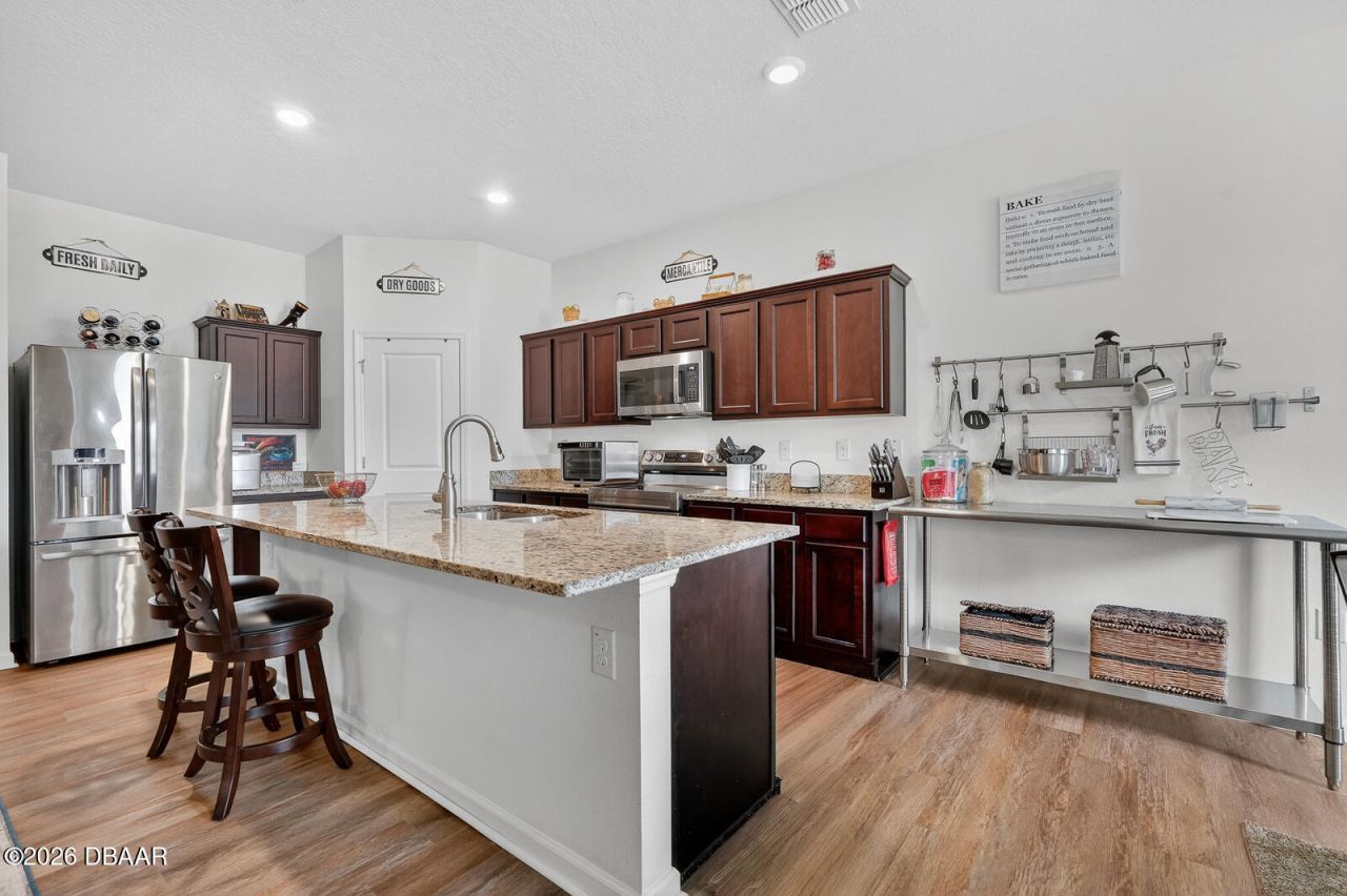 1019 Landing Lane, Deltona, FL 32738 Photo