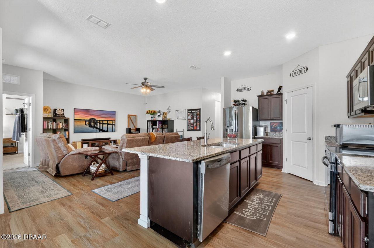 1019 Landing Lane, Deltona, FL 32738 Photo