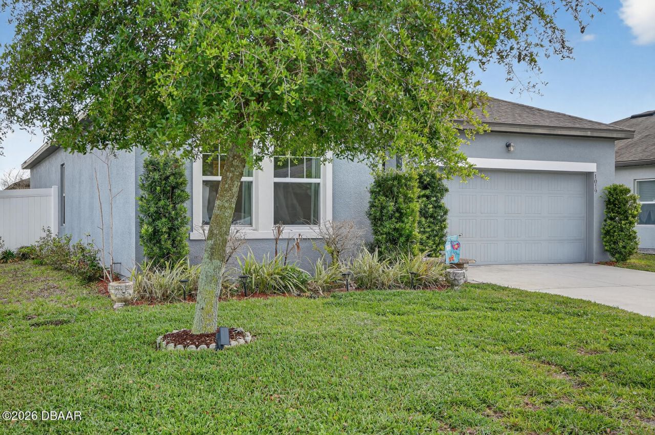 1019 Landing Lane, Deltona, FL 32738 Photo