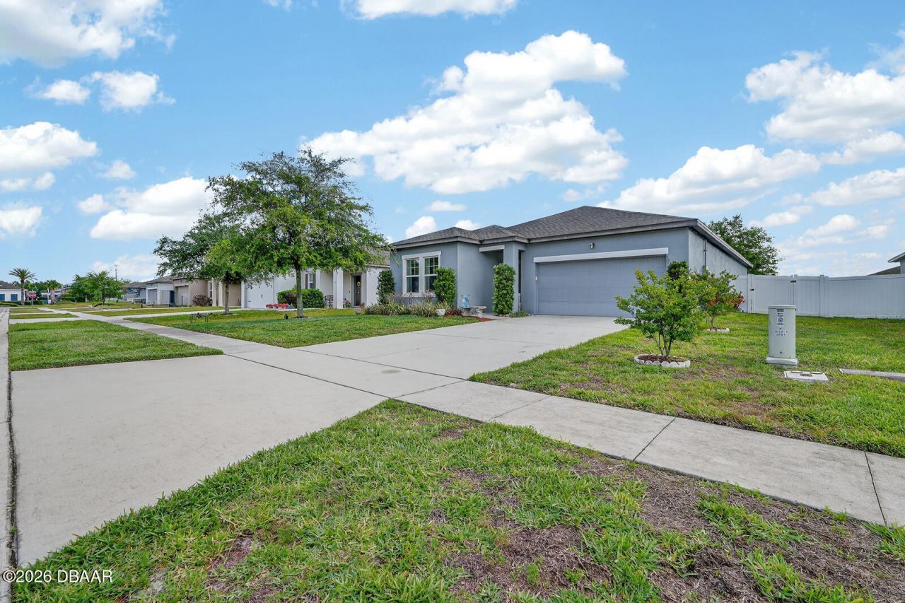 1019 Landing Lane, Deltona, FL 32738 Photo