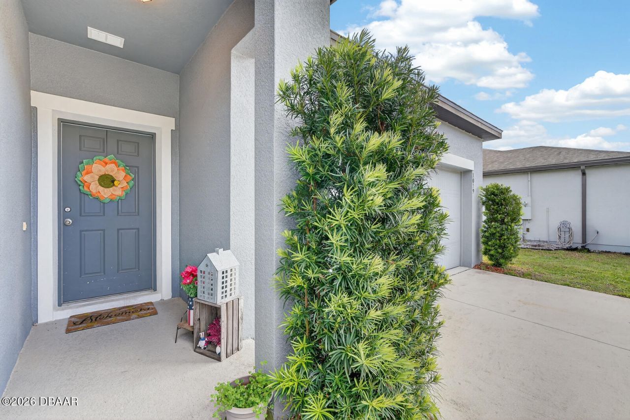 1019 Landing Lane, Deltona, FL 32738 Photo